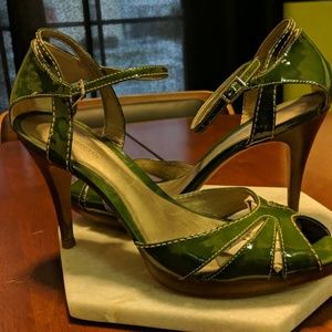 Ann Taylor Green Patent leather Peepholes